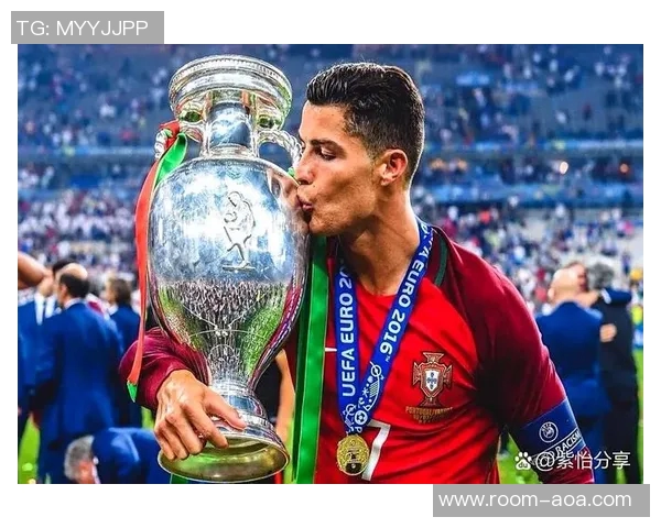 特朗普称赞梅西与C罗同样出色并透露几天前见过C罗